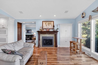 Experience the beauty of Lake Michigan living in this - photo 16