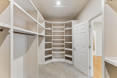Welcome to 340 Columbine in Meadowlakes, a 24/7 guard-gated golf - photo 17