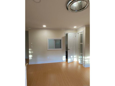 NO INTERVIEW - Garden-Style 1-Bedroom Co-op in South Flushing - photo 18