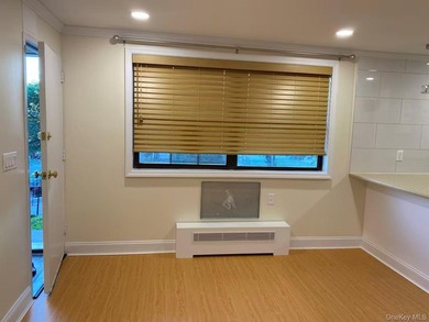 NO INTERVIEW - Garden-Style 1-Bedroom Co-op in South Flushing - photo 21