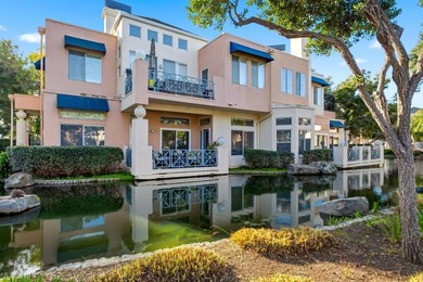 A rare opportunity to own a beautifully single-level residence - photo 25