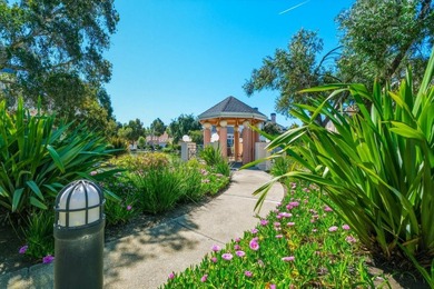 A rare opportunity to own a beautifully single-level residence - photo 37