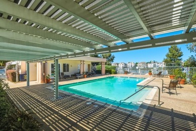 A rare opportunity to own a beautifully single-level residence - photo 39