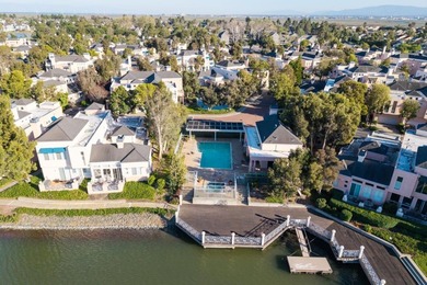 A rare opportunity to own a beautifully single-level residence - photo 40