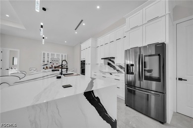 POOL HOME - RV PARKING - OUTDOOR KITCHEN - RESORT LIVING Welcome - photo 13