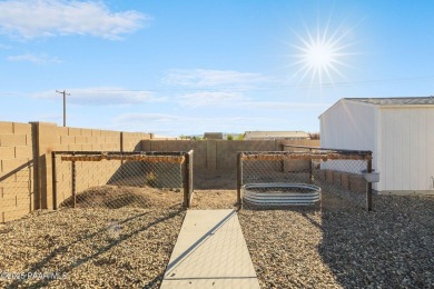 There is no place like home! Welcome to a beautifully maintained