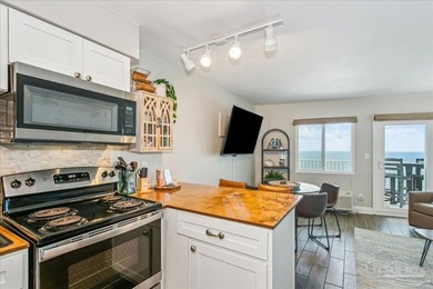Stunning Gulf-front Condo with Breath-taking Beach Views in - photo 15