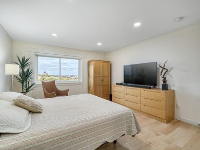 Experience unparalleled luxury and exclusivity with this - photo 15