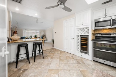 IMMACULANT 2 bedroom 1 1/2 bath corner unit in Mutual 10! This - photo 30