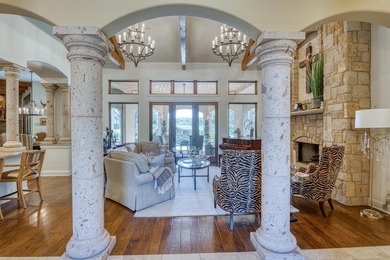 Extraordinary Parade Home on Orange Plum #14 in Summit Rock - photo 5