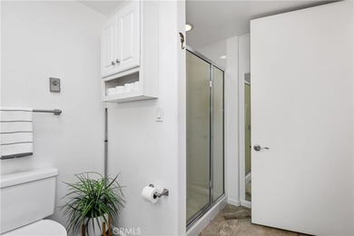 IMMACULANT 2 bedroom 1 1/2 bath corner unit in Mutual 10! This - photo 37