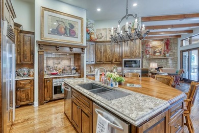 Extraordinary Parade Home on Orange Plum #14 in Summit Rock - photo 9
