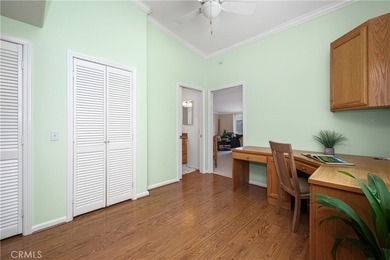 IMMACULANT 2 bedroom 1 1/2 bath corner unit in Mutual 10! This - photo 40