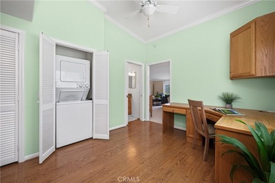 IMMACULANT 2 bedroom 1 1/2 bath corner unit in Mutual 10! This - photo 41