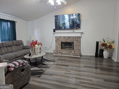 Incredible New Price: $499,000. Welcome to your dream home in - photo 4