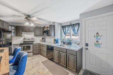 NASSAU SHORES! NO FLOOD! 3746 sqft updated 7 bedroom, 4.5 bath - photo 4