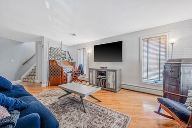NASSAU SHORES! NO FLOOD! 3746 sqft updated 7 bedroom, 4.5 bath - photo 10