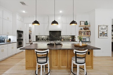 Luxury living awaits in this stunning, completely remodeled - photo 11