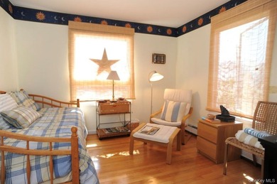ROOM FOR A POOL! This enchanting beach home is elegantly - photo 3