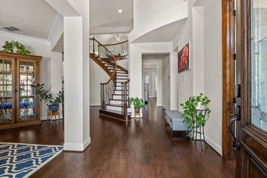 REDUCED! Gorgeous estate with outdoor oasis on a private tree- - photo 4