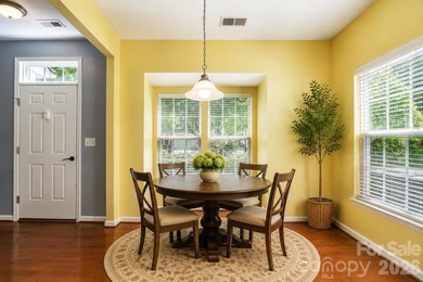 FRESH PAINT!!! If you're looking for a charming townhome in a - photo 6