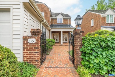 Sought-after Ednam location within walking distance to the - photo 2