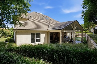 Luxury living awaits in this stunning, completely remodeled - photo 34