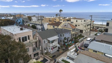 Beautifully renovated 3bed/3bath townhome located steps from the - photo 35