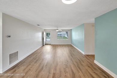 Charming home ready for its new owners! Enjoy added privacy with - photo 7