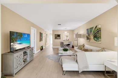Beautiful one-of-a-kind villa in the desirable Camelot Village - photo 11