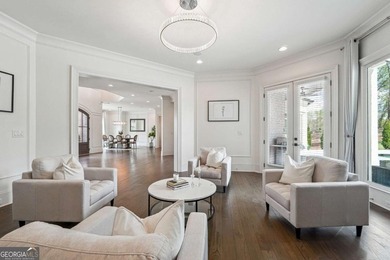 Stunning 9,900 sq ft custom estate located in a prestigious - photo 12