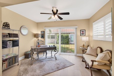 Beautiful one-of-a-kind villa in the desirable Camelot Village - photo 12