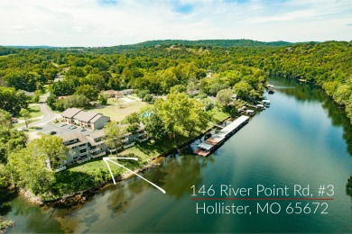 Lake Taneycomo Condo For Sale in Hollister Missouri