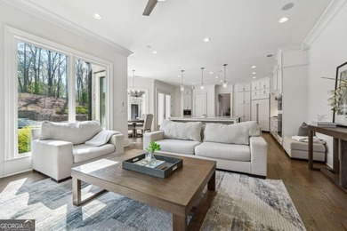 Stunning 9,900 sq ft custom estate located in a prestigious - photo 22