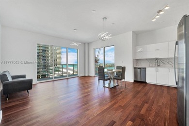 An exceptional BUYING OPPORTUNITY. Highly motivated and priced - photo 1