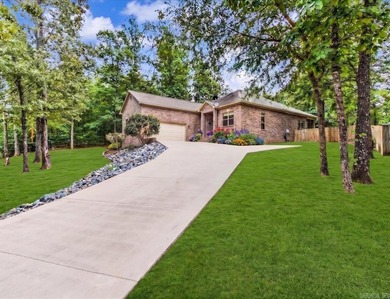 Elegance Meets Golf & Lake Living Nestled in a quiet, serene - photo 35