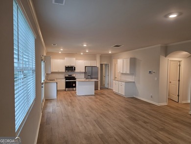 Discover the perfect blend of scale and sophistication in this - photo 7