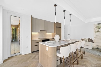78-29 Austin Street Residence 502 Discover Residence 502, an - photo 6