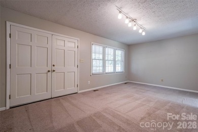 Spacious 3 Bedroom, 3 Bath brick split-level home offers room to - photo 3