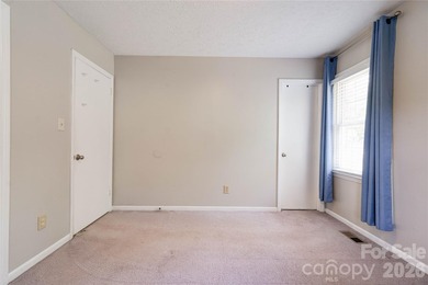 Spacious 3 Bedroom, 3 Bath brick split-level home offers room to - photo 10