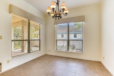Positioned on a corner lot with a circular drive in Horseshoe - photo 11
