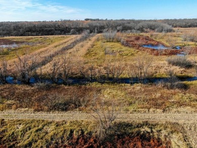 This riverfront gem is a flat-out fantastic waterfowl hunting - photo 11