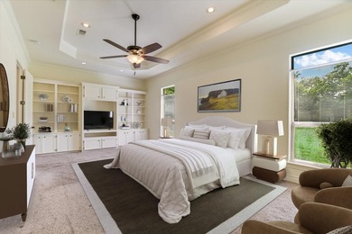 Positioned on a corner lot with a circular drive in Horseshoe - photo 12