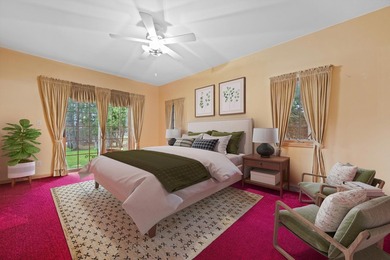 Nestled in a desirable Lake Country setting, this inviting home - photo 15