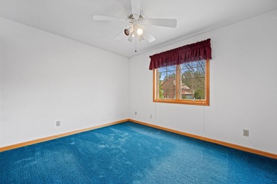 Nestled in a desirable Lake Country setting, this inviting home - photo 25