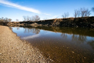 This riverfront gem is a flat-out fantastic waterfowl hunting - photo 29