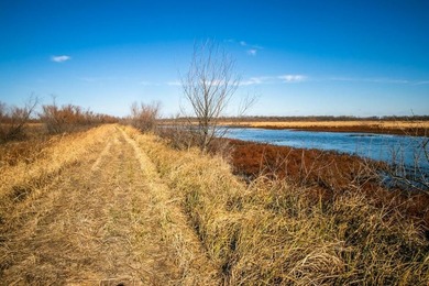 This riverfront gem is a flat-out fantastic waterfowl hunting - photo 40