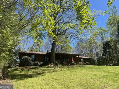 Lake Home For Sale in Gainesville, Georgia