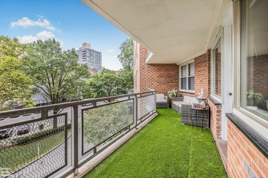 Hudson River Home Sale Pending in Bronx New York