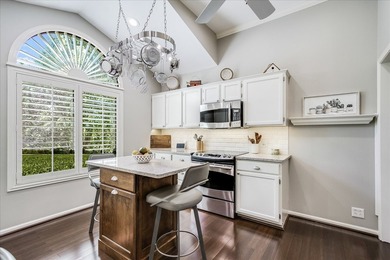 You will Appreciate the UPDATES, TASTEFUL DECORATING, and - photo 11